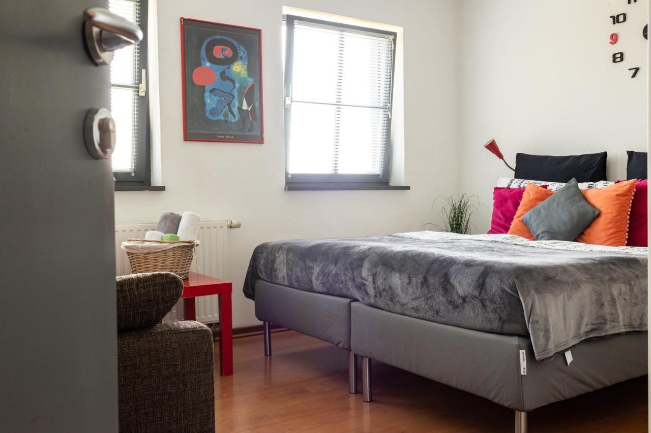Cukrarna Guest Accommodation كراني المظهر الخارجي الصورة