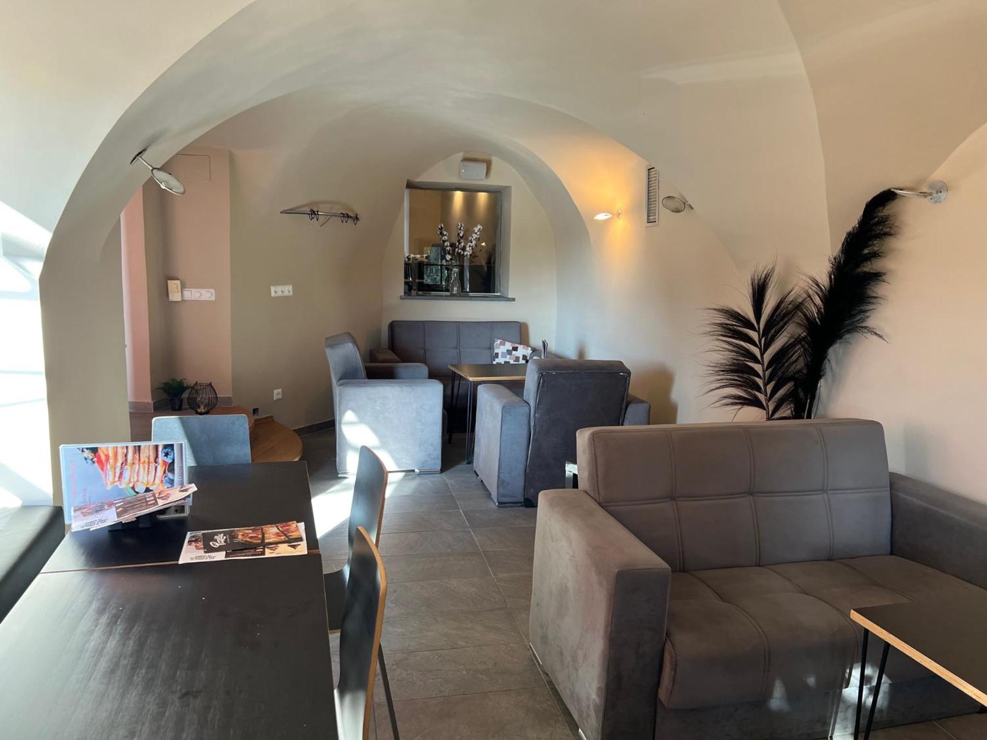 Cukrarna Guest Accommodation كراني المظهر الخارجي الصورة